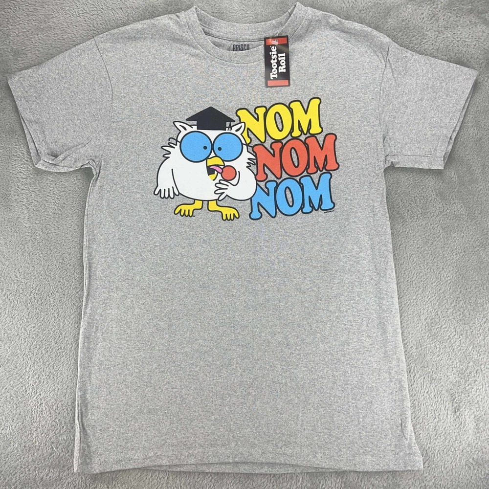 Brisco Brands Tootsie Roll Owl "Nom" Graphic Tee Shirt Size M NWT Funny Retro